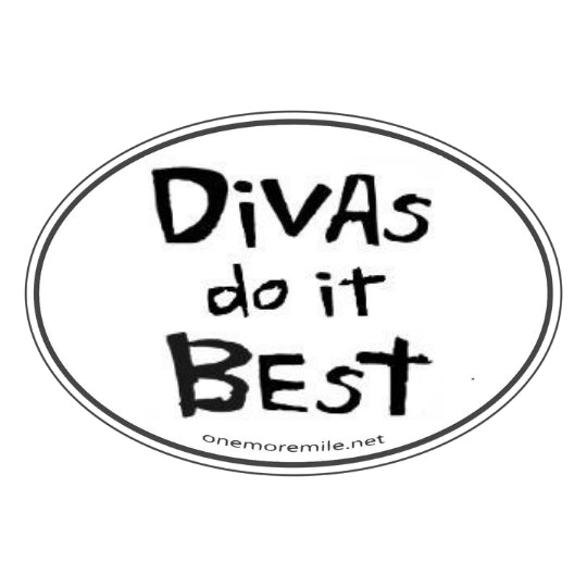 Small Oval Sticker "Divas Do It Best"